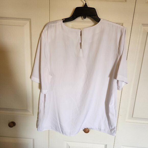 White Polyester Shell - Picture 3 of 4